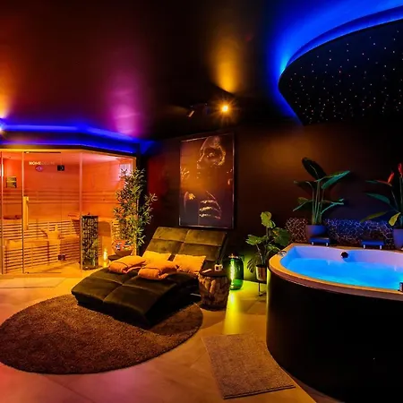 Merkelhoeve Wellness Oda ve Kahvaltı