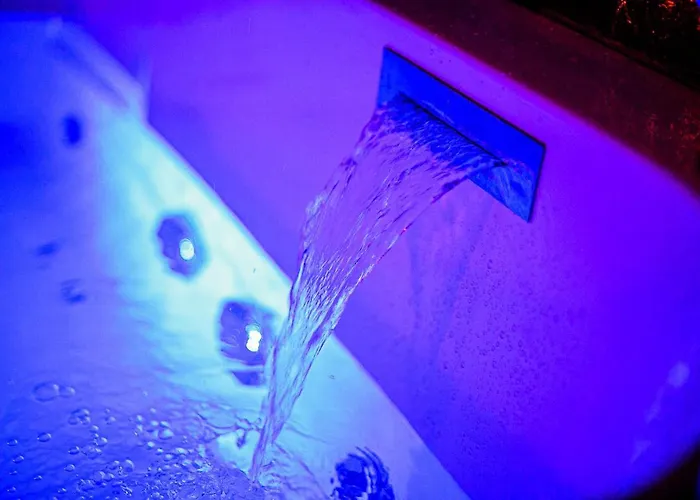 فندق مبيت وإفطار Merkelhoeve Wellness Merkelbeek