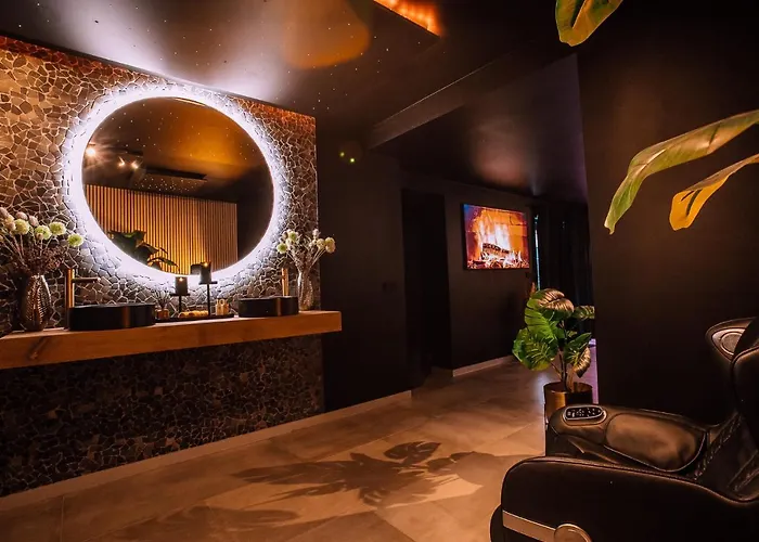 לינה וארוחת בוקר Merkelhoeve Wellness 4*