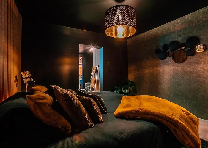 לינה וארוחת בוקר Merkelhoeve Wellness Merkelbeek